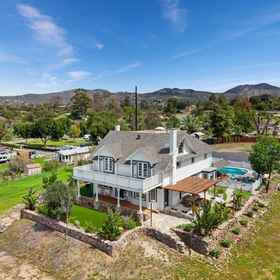 Hotel Exterior 1 Hawthorn Estate: Scenic Hilltop Retreat for Large Families & Group Celebrations, San Diego Hotels