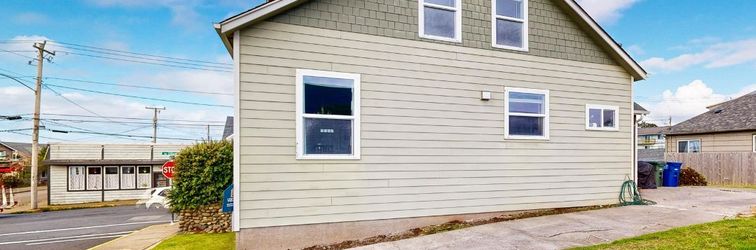 Others Pampered Puffin