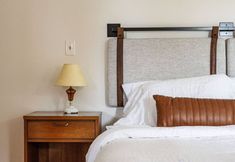 Others 5 Serene Cabin with Sauna and Fire Pit - Inviting Country Retreat