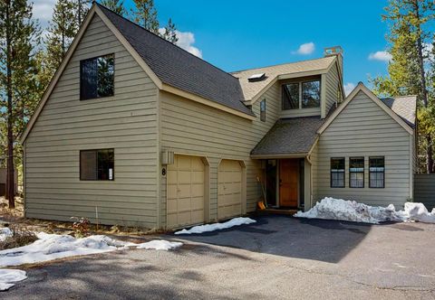 Others Spacious Sunriver home with private hot tub & SHARC passes