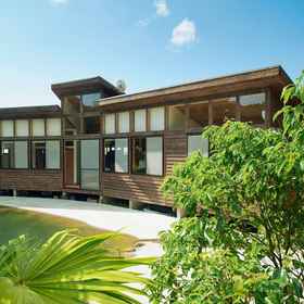 Logo1Hotel Paradise Mountain Villa,肝属郡飯店