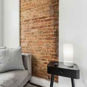 Others1Stylish Studio with Modern Amenities - Cozy Urban Escape,82nd Street–Jackson Heights飯店