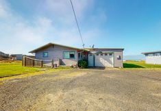 기타 2 Dog-friendly oceanfront beach home w/ private hot tub and stunning ocean views
