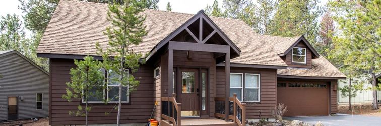 อื่นๆ Private Hot Tub and Ping Pong Table - Bright Inviting Haven