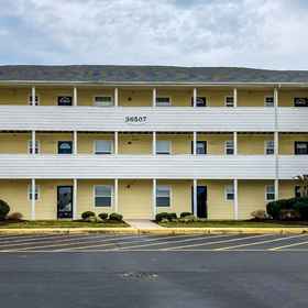 Hotel Exterior 1 The Palms --- 36507 Palm Dr #2203, Sarangi Satyajit MD Hotels