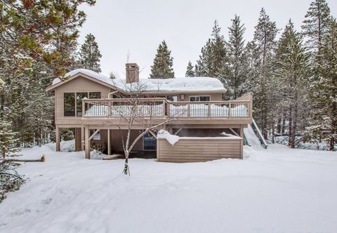 Others Private Hot Tub and Scenic River Access - Beautiful Family Retreat