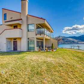 Hotel Exterior1Lake Chelan Shores - Beachfront Sunsets #6-5,华盛顿州飯店