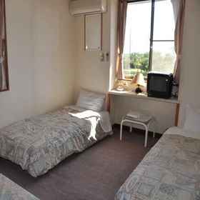 Others1Pension Catch Ball,船桥市飯店