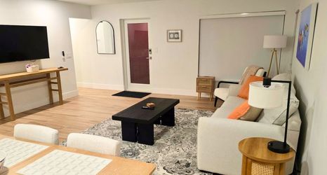 其他 2 Beach Condo / King Bed / Lush Patio / Birch Key Five