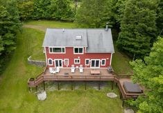 Others 3 Luxurious Contemporary Farmhouse Oasis - Stunning Mountain View