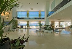 Lainnya 5 Bellazure Hotel