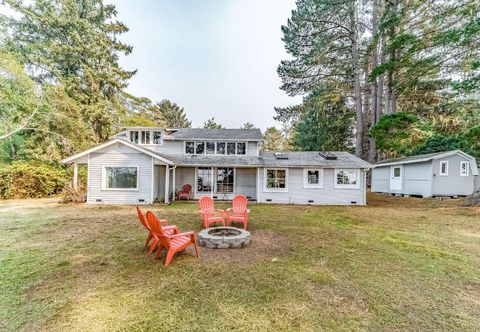 Others Seaside Meadow