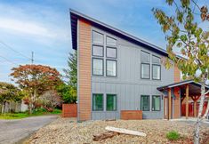 Others 2 The Rhododendron Retreat - Unit 1