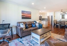 기타 4 Beachfront Escape with Private Balcony and Pool - Stunning Coastal Retreat