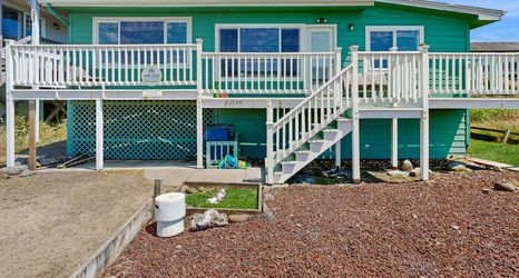 Others 2 Cape Meares Beach Getaway