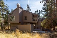 Others Enclosed Hot Tub and Spacious Side Deck - Charming Retreat