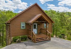 Others 3 Resort Pool and Hot Tub with Theater - Stunning Luxury Escape