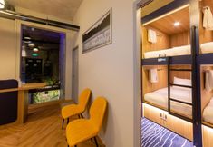 Others 6 Bluewaters Pods 11 North Canal Road