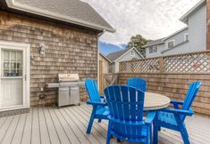 Others 7 Seaside Classic Cottage