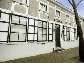 Others Huyze Ter Bercken with Swimming Pond