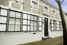 Others Huyze Ter Bercken with Swimming Pond