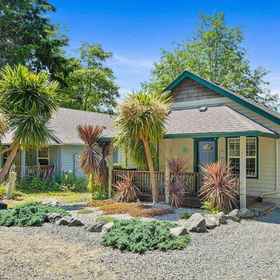 Hotel Exterior1Beach Bungalow,内哈莱姆湾州立公园飯店