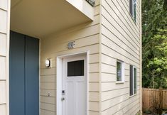 Others 2 Seattle Vacation Home: Shoreline Townhouse | 5 Star Hospitality