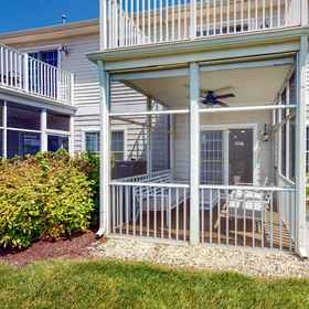 Hotel Exterior 1 The Tides --- 19979 Sandy Bottom Cir, Unit #502, โรงแรม & ที่พัก Sarangi Satyajit MD