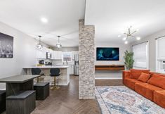 Khác 4 Modern Comfort and Easy NYC Transit Access - Stylish Escape