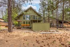 Lainnya Private Hot Tub and Foosball Game - Charming Classic Cabin