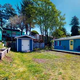 Hotel Exterior1Dog-Friendly Cottage w/ Deck, WiFi & Washer/Dryer - Near Beaches, Clamming,梅厄斯角州立公园飯店