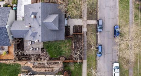 Others 2 Chehalem Crest