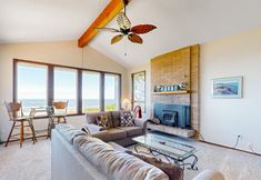 Others 7 Seal Rock Seaclusion