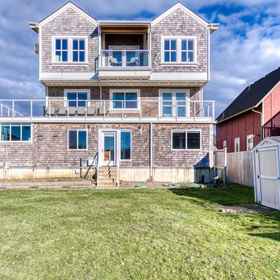 Hotel Exterior1Blue Ocean Beauty,Oceanside Ocean Front Cabins飯店