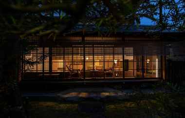 Lainnya 2 Architecture and Gardens That Color Kyoto Offici