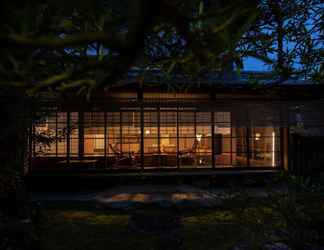 Lainnya 2 Architecture and Gardens That Color Kyoto Offici