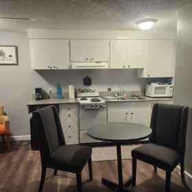 Others1Stylish Hideaway - Full Kitchen, Near Bases, Dining, Shops,Manette Park and Playfield飯店