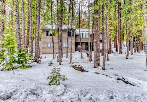 Others All-season resort home with on-site pool, hot tub, gym, golf, & fireplaces