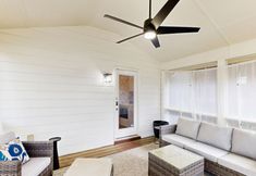 Others 3 Hello Sunshine