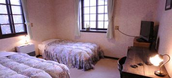 Others 3 Pension Serenade