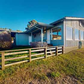 Logo1Ocean Vista Cottage,西海岸野生动物园飯店