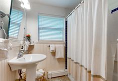 Lain-lain 7 Leisure Lakehouse