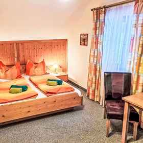 Logo 1 Kulmer Hof, 그로스젤크 호텔