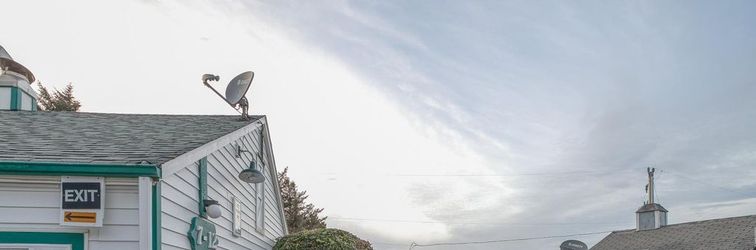 其他 Partial Ocean Views and Cozy Sitting Area - Charming Coastal Escape