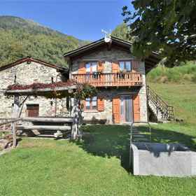 Logo 1 Baita Lake View, Chiesa in Valmalenco Hotels