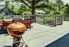 Others 6 Rustic oceanfront home with beach views, deck, patio & fireplace - dog-friendly