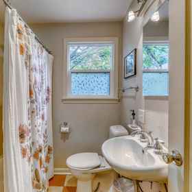 Others 1 Husky Hideaway, 西雅图 酒店