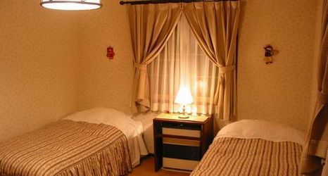 Others 2 Pension Yukiwariso