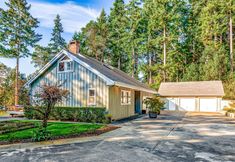 其他 2 Water-view dog-friendly home with Squamish Harbor view & beach access