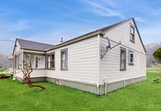 Others 4 Redwood Farmhouse in the Orick Valley